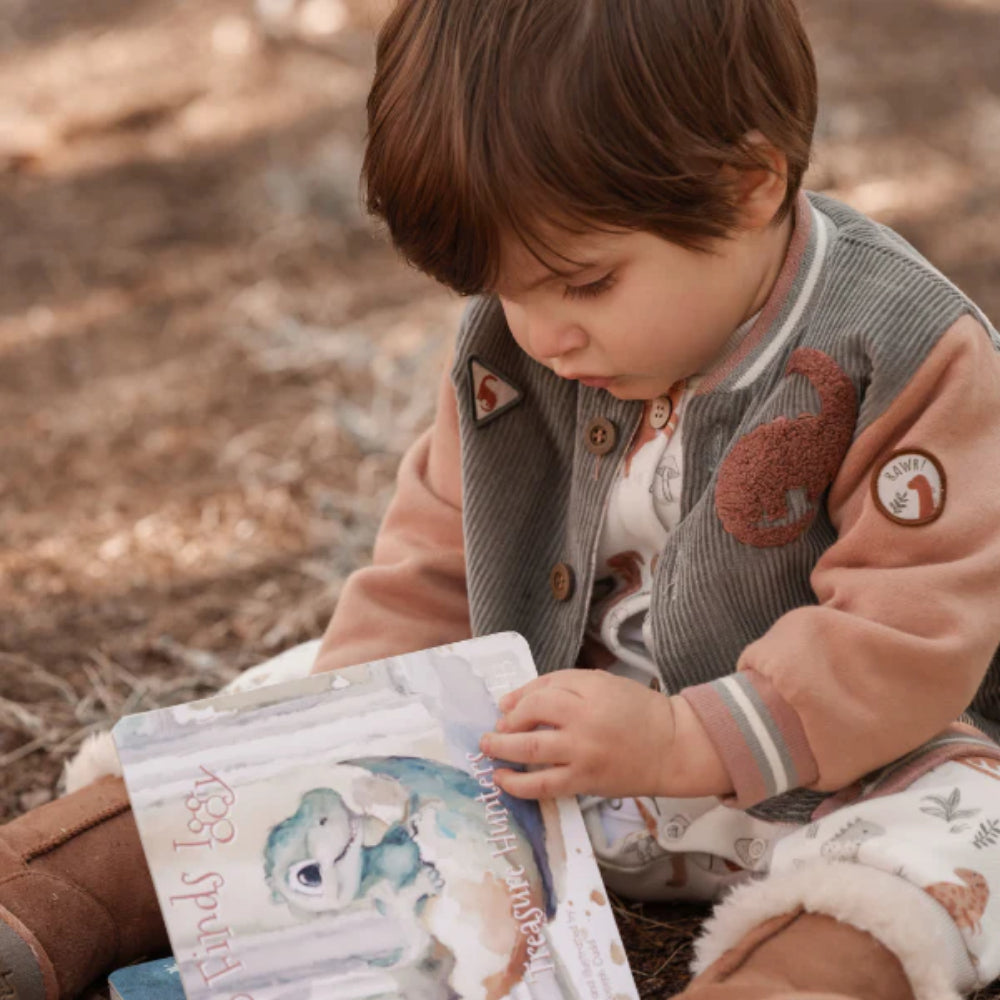 Exquisite Baby-Friendly Arlo Finds Iggy Dinosaur-Themed Board Book for Toddlers
