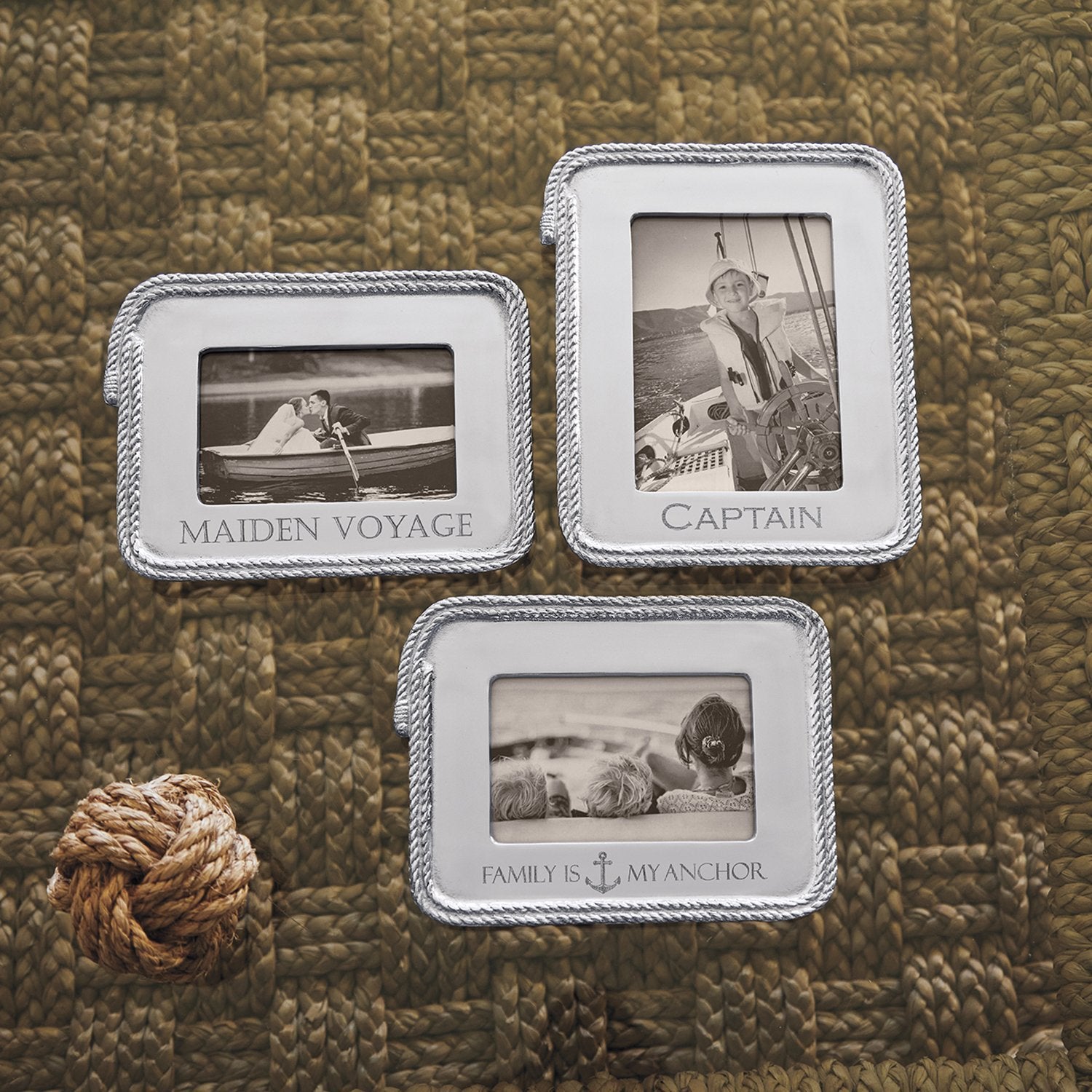 Mariposa Captain Photo Frame with Woven Rope Border, Size 4 x 6